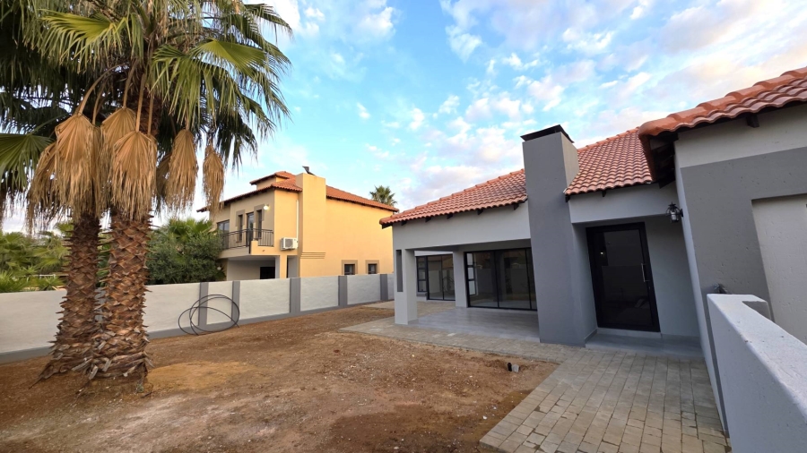 4 Bedroom Property for Sale in Melodie North West